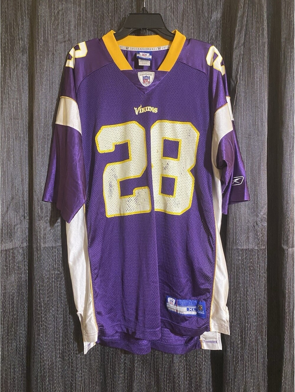 Reebok Size XL NFL Minnesota Vikings Adrian Peterson #28 Purple Football Jersey